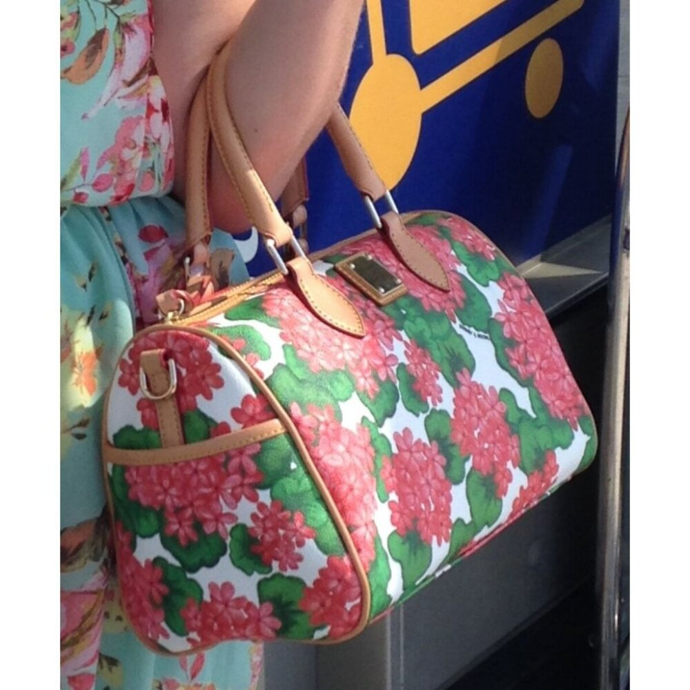 Dooney & Bourke Red Hydrangea Shoulder Satchel w Change Purse - Picture 4 of 16